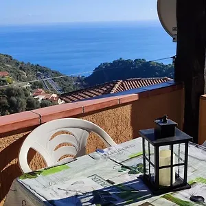 A Prima Vista !! Mortola Appartement